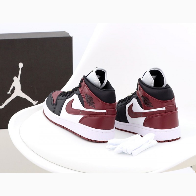 Фото 6. Кросівкі Nike Air Jordan