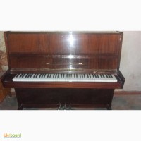 Продам пианино б/у Украина