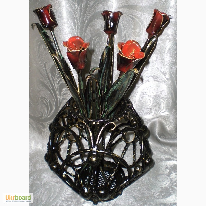 Фото 7. Продам шикарную вазу с букетом тюльпанов