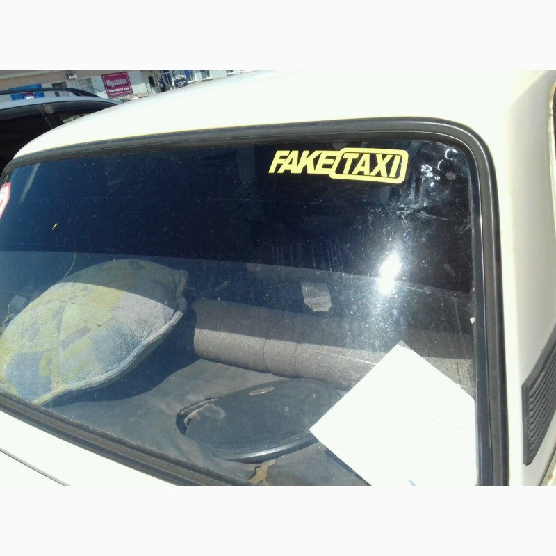 Фото 2. Наклейка на авто FakeTaxi светоотражающая Тюнинг авто