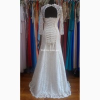 Кружевное свадебное платье а-силуэта
