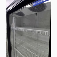Холодильна вітрина - шкаф б/у 1, 3*2, 05*0, 78м в гарному стані