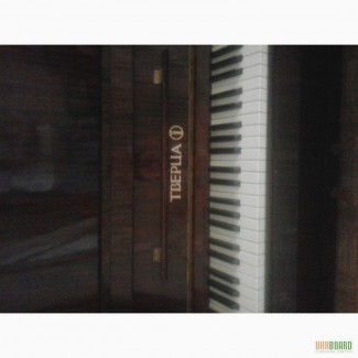 Продаю пианино Тверца модель С-16