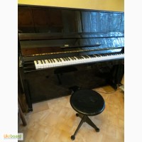 Продам пианино Украина + круглый крутящийся стул