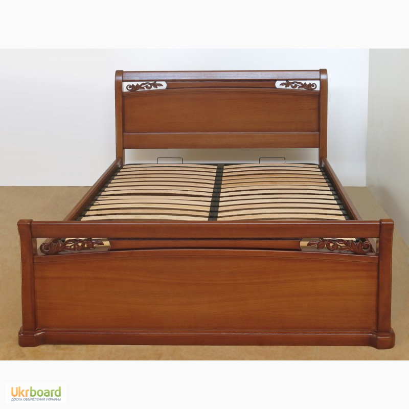Фото 2. Роскошная деревянная двуспальная кровать Кристина