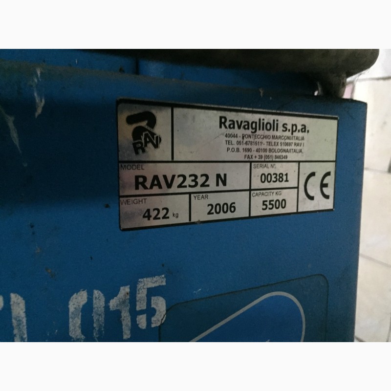Фото 8. Мобильный колонный подъемник Ravaglioli RAV 232N для СТО