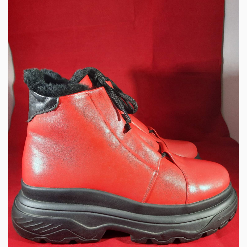 Фото 2. Женские ботинки кожаные зимние красные