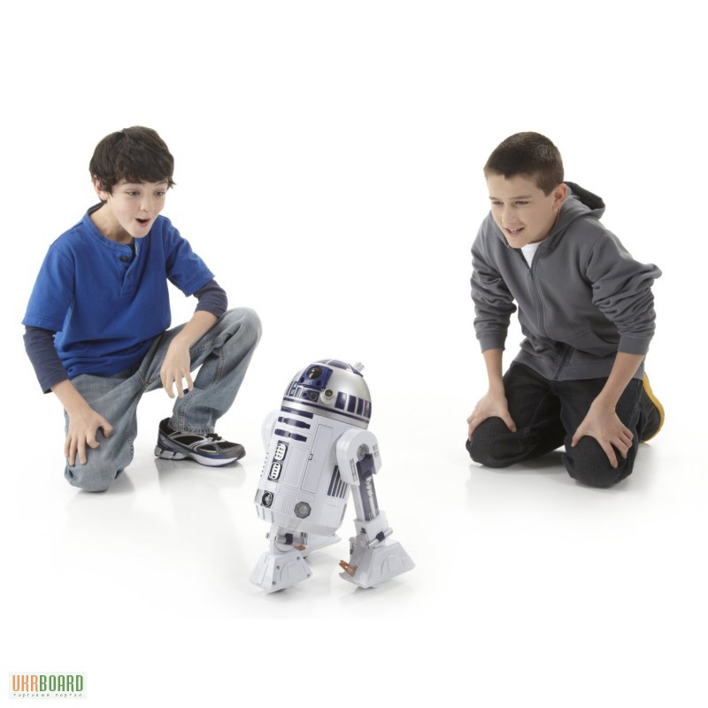 Фото 3. Интерактивный R2-D2 робот активируемый голосом