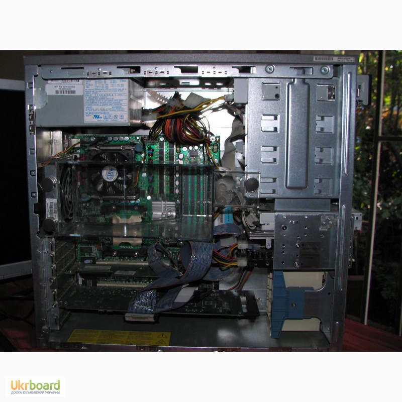 Фото 3. Продам сервер HP ProLiant ML330 G3 (1xXeon 2.40 GHz/DDR 512mb/HDD 160GB/CD-ROM/1PSU)