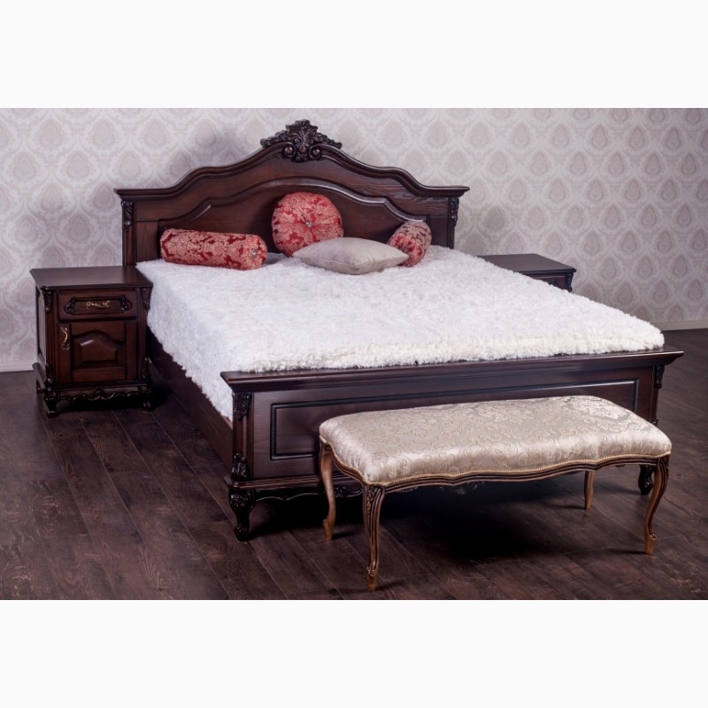 Фото 10. Деревянная двуспальная кровать Моника