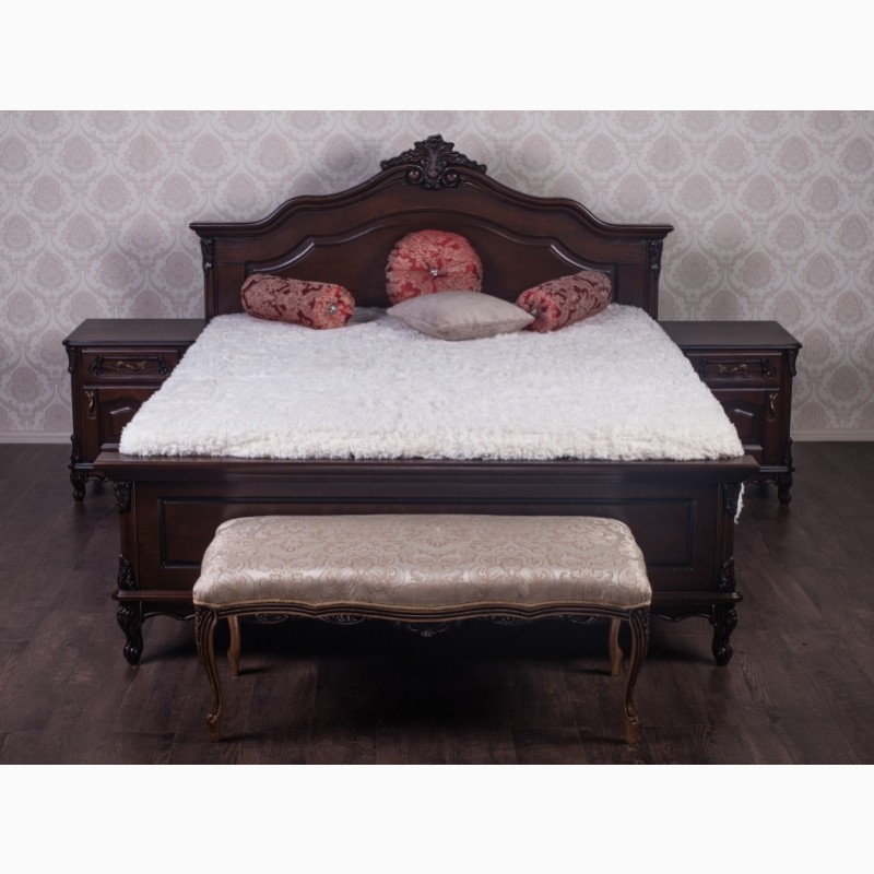 Фото 5. Деревянная двуспальная кровать Моника