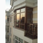 Окна деревянные, остекление балкона, установка окон, комплексная отделка балконов