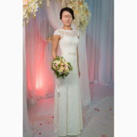 Продам элегантное и нежное свадебное платье размер S (42-44)