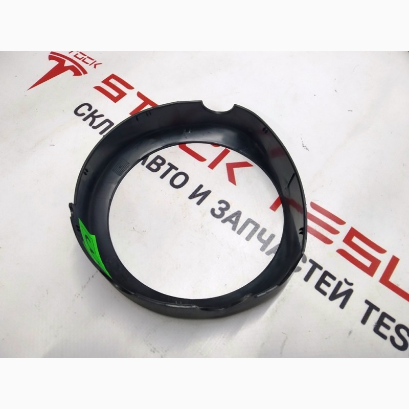 Фото 2. Кольцо верхнее кожуха модуля управления рулевой колонкой Tesla model S 1007