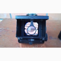 Продам двухобъективный зеркальный фотоаппарат «Любитель 166»