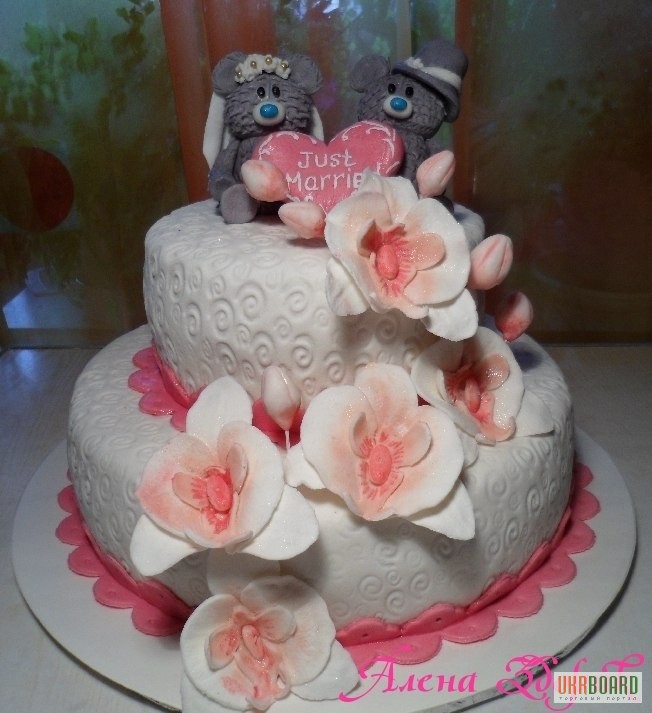 Свадебный торт с орхидеями и мишками Тедди