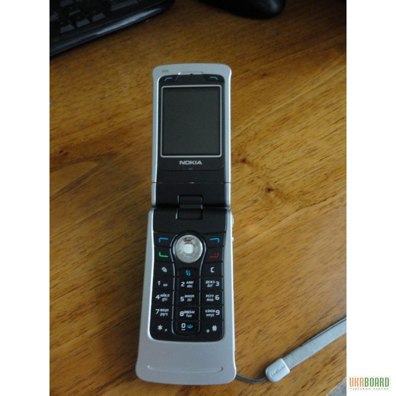Продам телефон Nokia N90