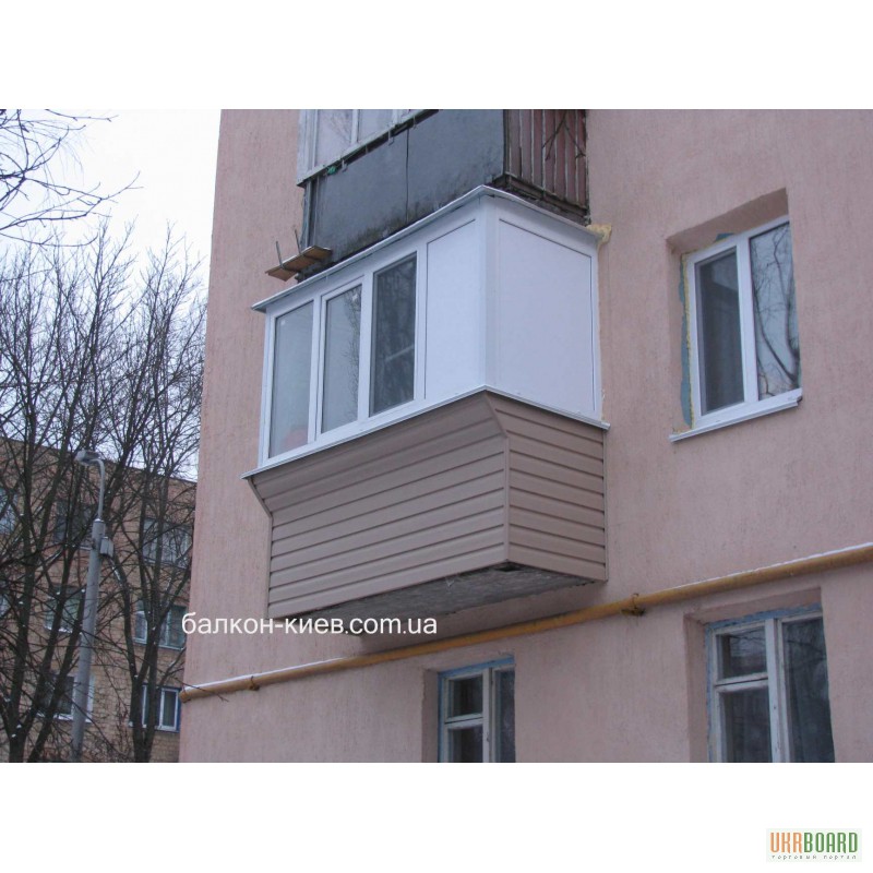 Обшивка балкона сайдингом. Наружная обшивка балкона. Киев