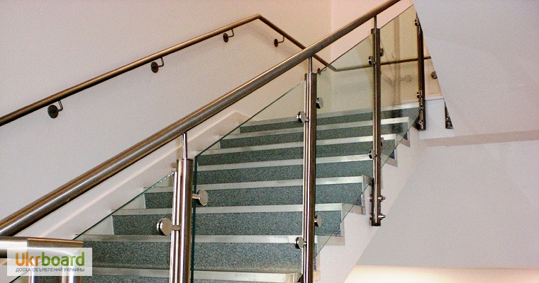 Фото 3. Алюминиевые перила, стеклянные ограждения для лестниц