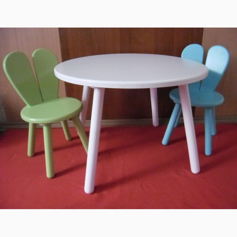 Фото 2. Детский столик и два стульчика разборные