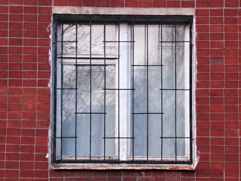 Изготовление и монтаж решеток на окна