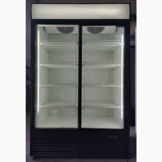 Холодильний шкаф-вітрина б/в, готовий до роботи