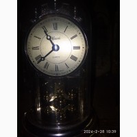 Продається настільний годинник виробництва Німеччини