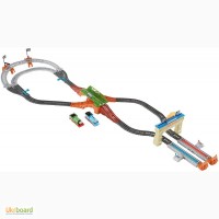 Fisher-Price Железная дорога Гонка моторизированных Томаса и Перси Thomas the Train