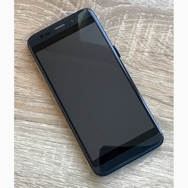 Фото 2. Samsung S8 mini 5.1 (черный, золото )