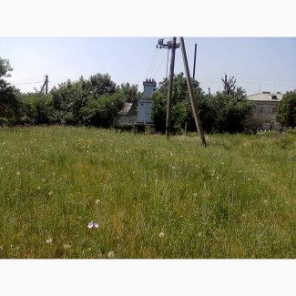 Продам земельну ділянку під забудову в центрі села Шульгівка