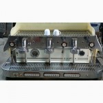 Продам недорого профессиональную кофе машину Elektra Classic Barlume VC (3GR) б/у