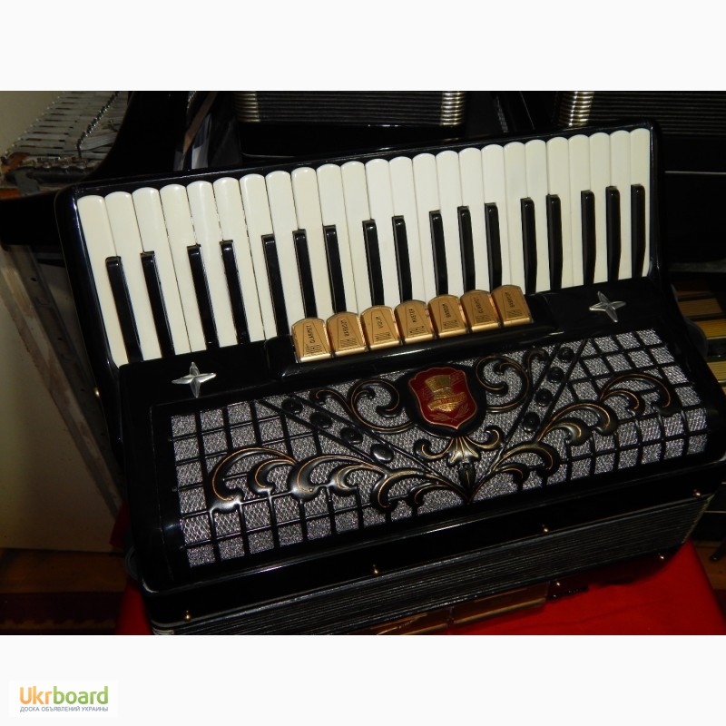 Фото 6. Итальянский аккордеон Manfrini 120 басов в прекрасном состоянии