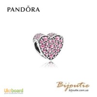 PANDORA шарм ― розовое сверкающее сердце 792069PCZ