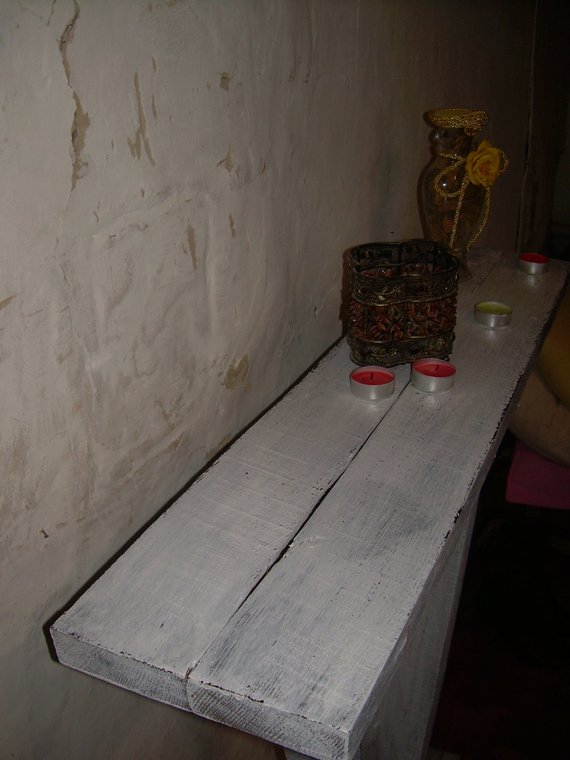 Фото 4. Белый консольный столик Коломбина