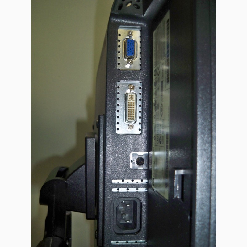 Фото 5. Продам монитор 18дюймов TFT(LCD) HP 1825 поворот на 90 градусов