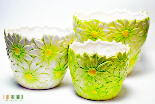 Фото 3. Декорированые керамические горшки для цветов