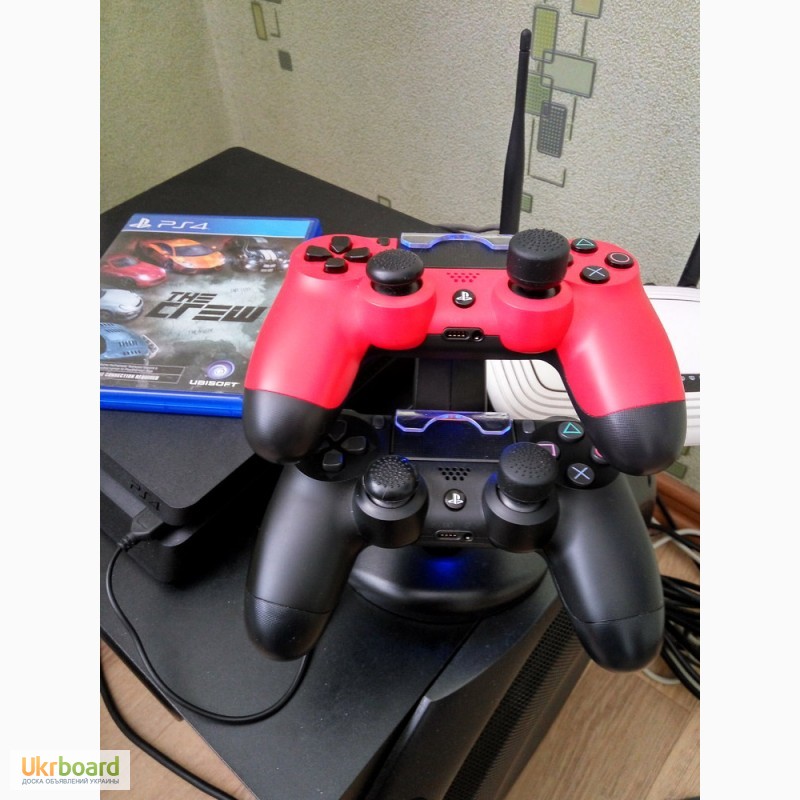 Фото 3. Продам приставку PS4 SLIM 1TB (два геймпада)