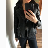 Продам женскую кожаную куртку черного цвета