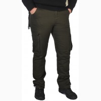 Однотонные мужские штаны цвета олива