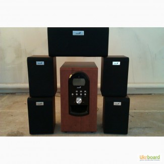 Продам бу акустическую систему Genius SW-HF5.1 6000 Wood 200ВТ