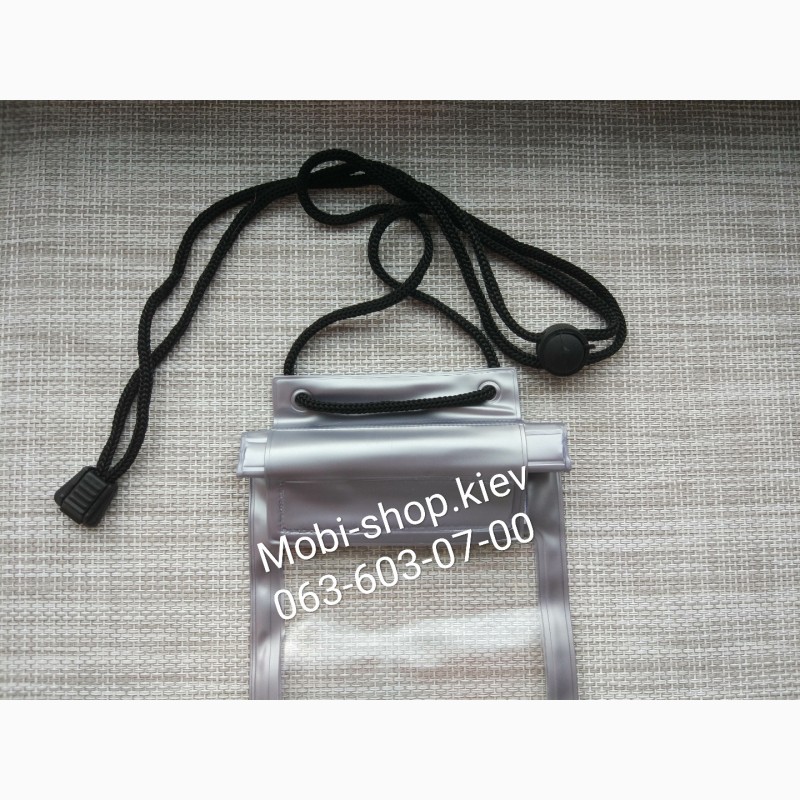 Фото 3. Универсальный водонепроницаемый силиконовый чехол для телефона и документов на шею (5, 5)