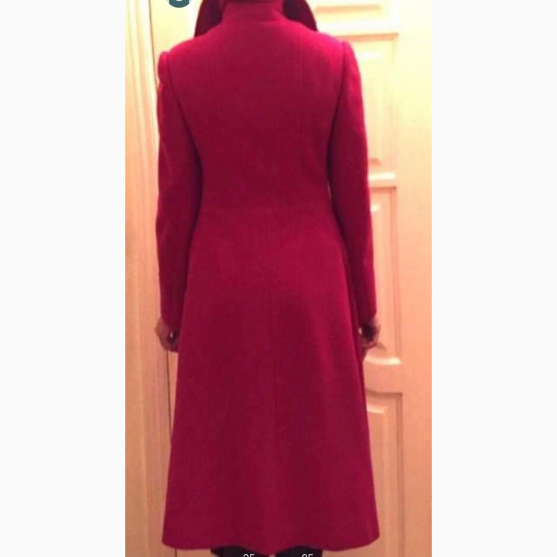 Фото 4. Продаю женское пальто из натуральной шерсти