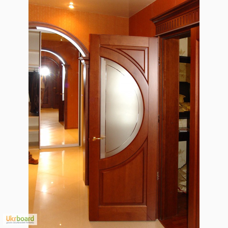 Фото 3. Двери из натуральной древесины, деревянные двери