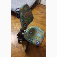 Продам детский стульчик (растишка) бу