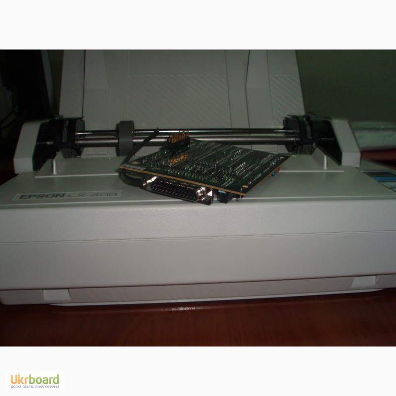Фото 3. Матричный принтер EPSON LX-400