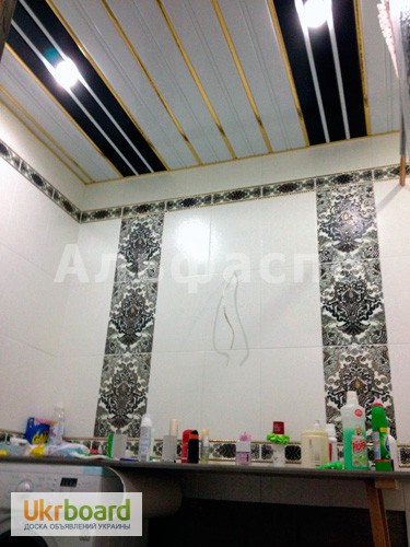 Фото 2. Подвесные реечные потолки для ванной