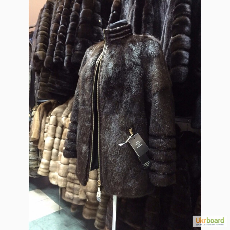 Фото 2. Теплый полушубок куртка из меха канадского бобра