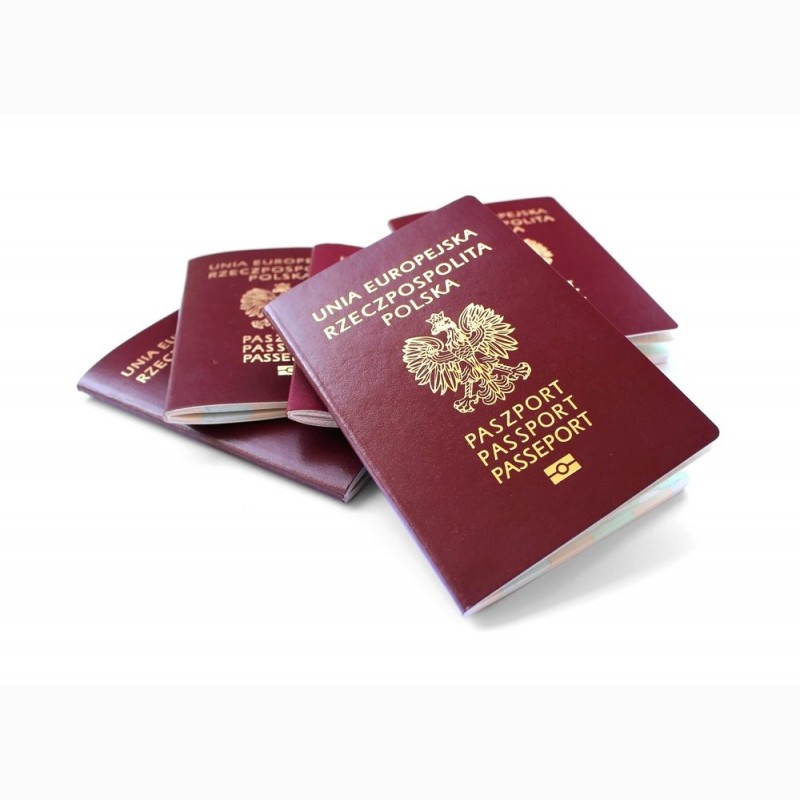 Фото 3. Паспорт Польши, Финляндии, Румынии. Гражданство Евросоюза