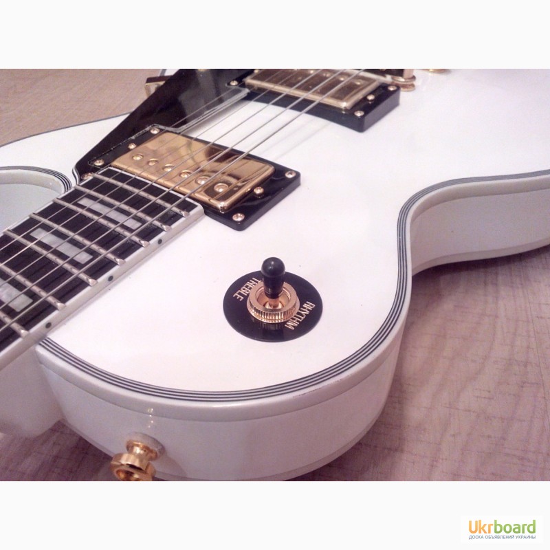 Фото 3. Электрогитара Электрогитара Gibson LP Custom White Alpine Ebony
