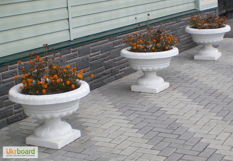 Фото 9. Вазон уличный бетонный, цветочник декоративный, цветник садовый, клумба из бетона